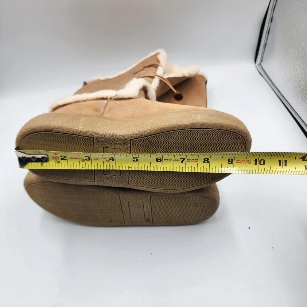 Rocket Dog Boots Women 8? Mid Calf Tan Faux Suede Fur Toggle Platform EUC Winter